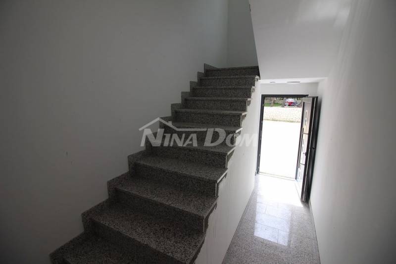 Newly built three-room apartments 150 meters from the sea. - 4