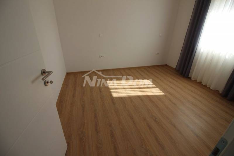 Apartman na katu, centar otoka Vira (voda i kanalizacija) - 3