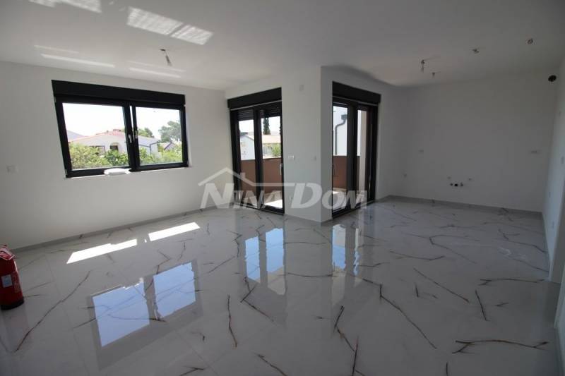 Duplex apartment (first and second floor with three bedrooms), roof terrace, south side, close to the sea - 3