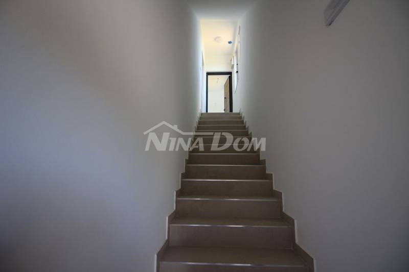 Duplex apartment (first and second floor with three bedrooms), roof terrace, south side, close to the sea - 5