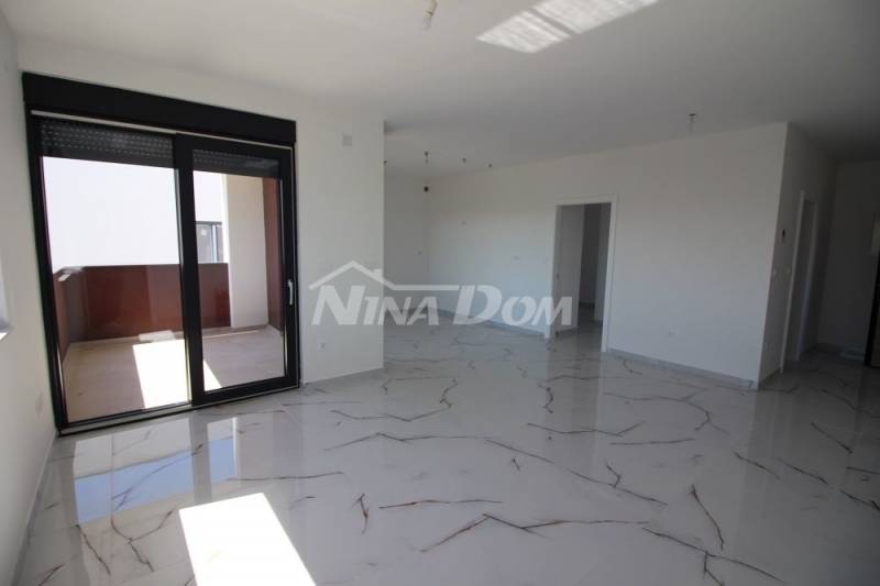 Duplex apartment (first and second floor with three bedrooms), roof terrace, south side, close to the sea - 7