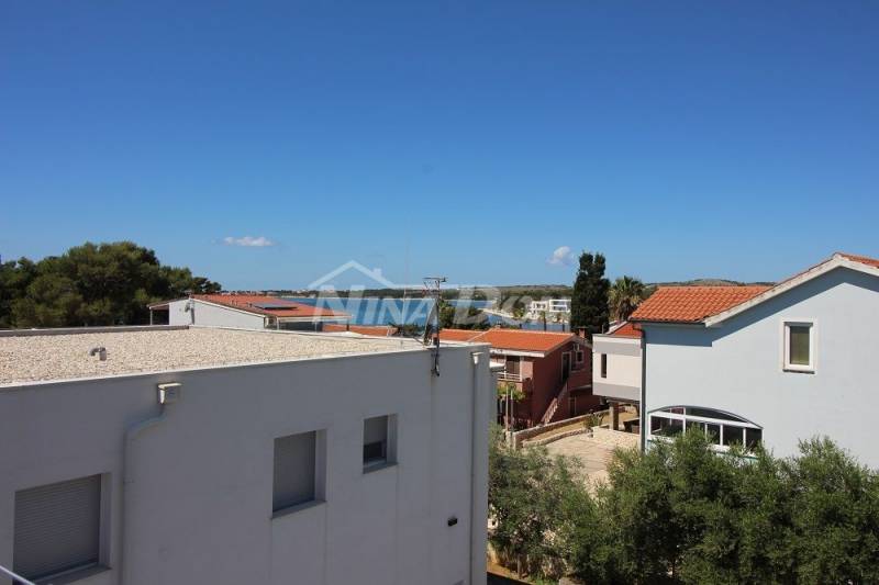 Duplex apartment (first and second floor with three bedrooms), roof terrace, south side, close to the sea - 10