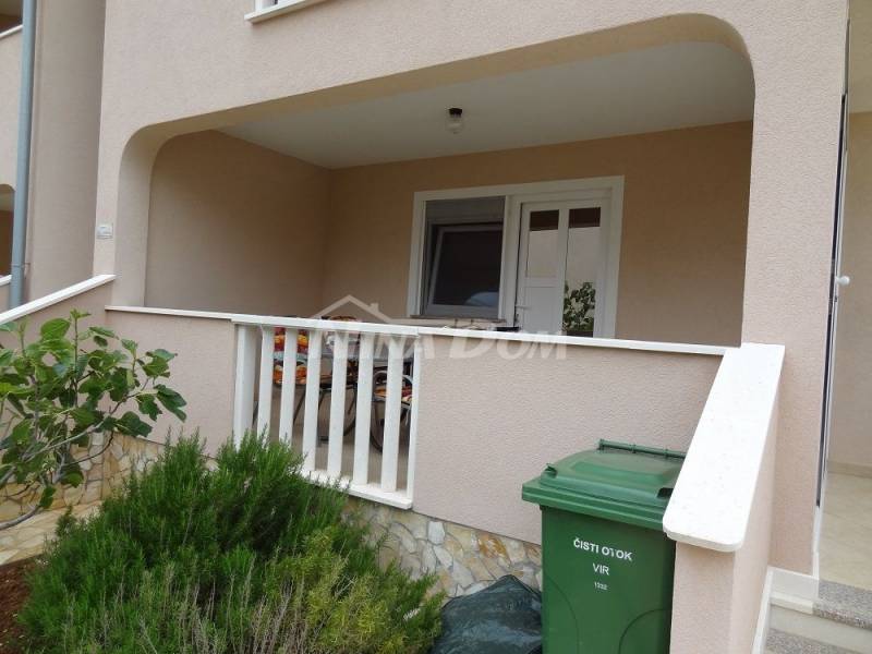 Apartment on the ground floor, south side of the island of Vir, quiet and peaceful part of the island of Vir - 1