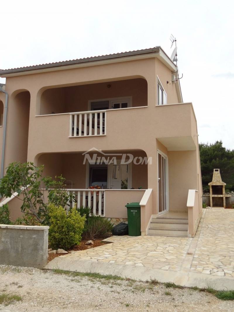 Apartment on the ground floor, south side of the island of Vir, quiet and peaceful part of the island of Vir - 3