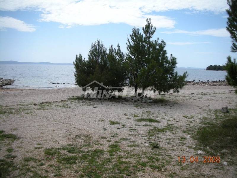 Apartment on the ground floor, south side of the island of Vir, quiet and peaceful part of the island of Vir - 14