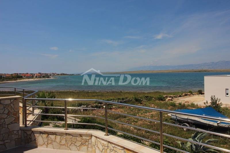 Duplex apartment with a view of the sea, 50 meters. to the beach. - 2