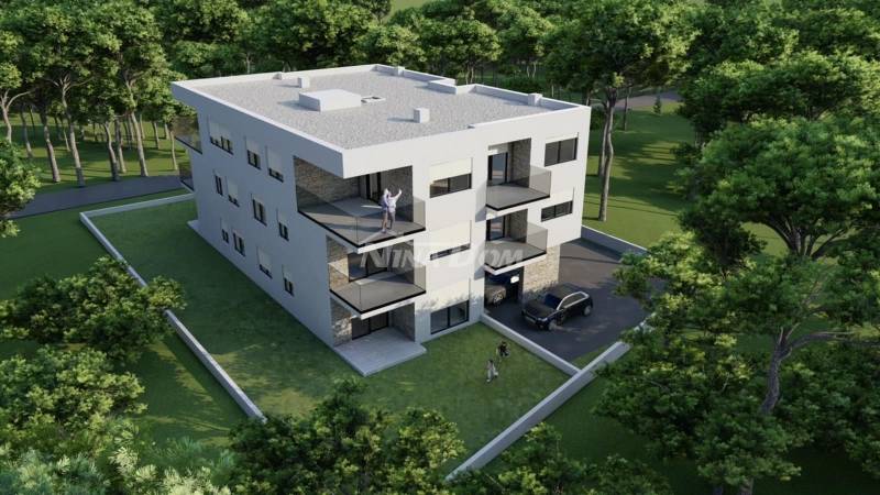 DVOSOBAN APARTMAN PRIVLAKA - PRIZEMLJE - 200M OD MORA - 2