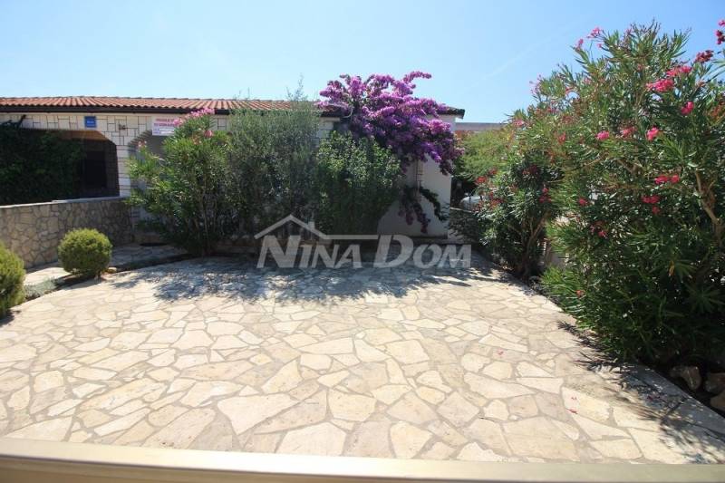 Bungalow with 3 bedrooms with a spacious garden of 80 meters. to the sea - 1