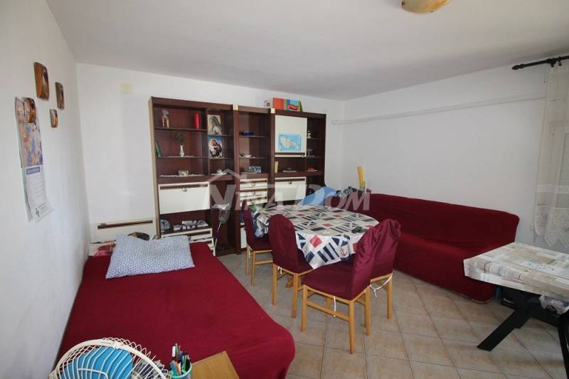 Apartmánový dom 140 metrov od mora - 8