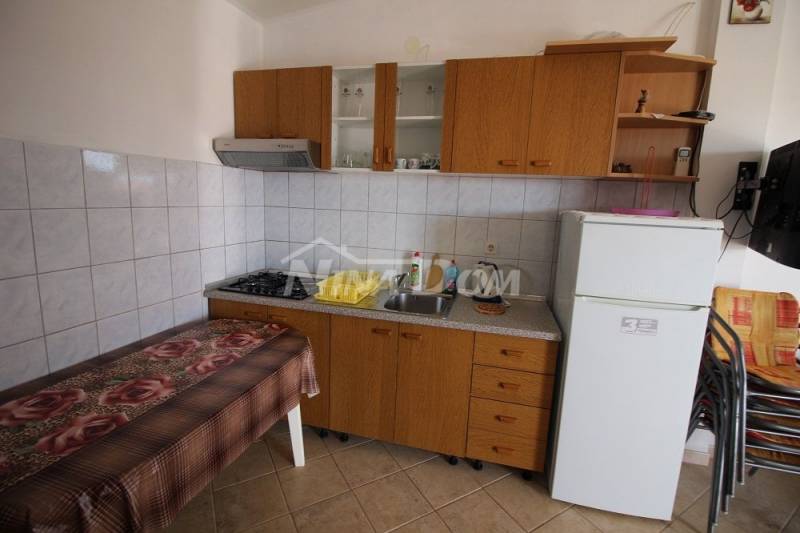 Apartmánový dom 400 metrov od mora - 14