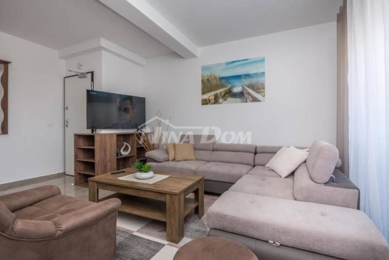 Apartmánový dom 150 metrov od mora - 2