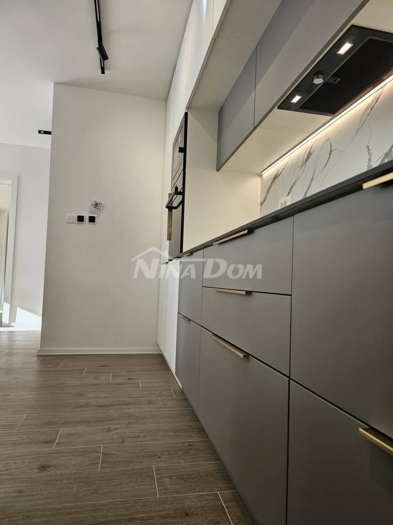 Put Petrića, renovated two-bedroom apartment on the first floor - 9