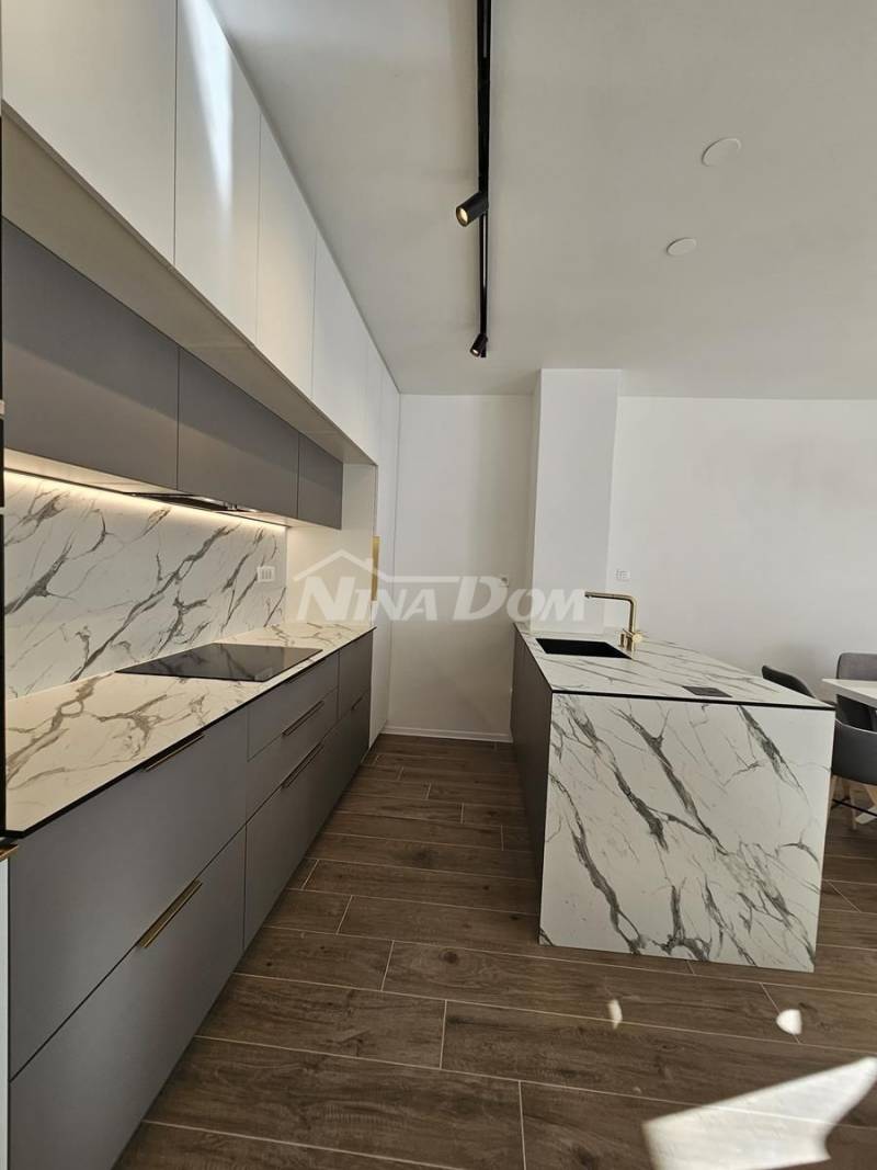 Put Petrića, renovated two-bedroom apartment on the first floor - 11