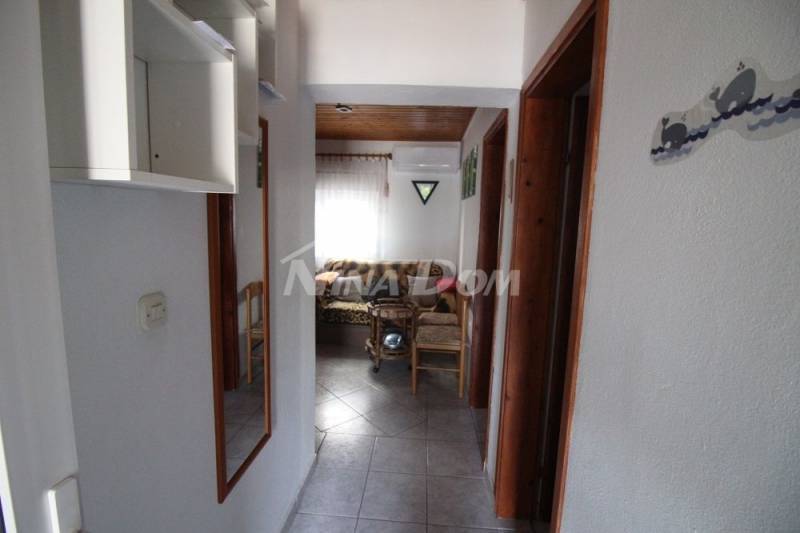 Ground floor with a yard 50 meters from the beach - 5