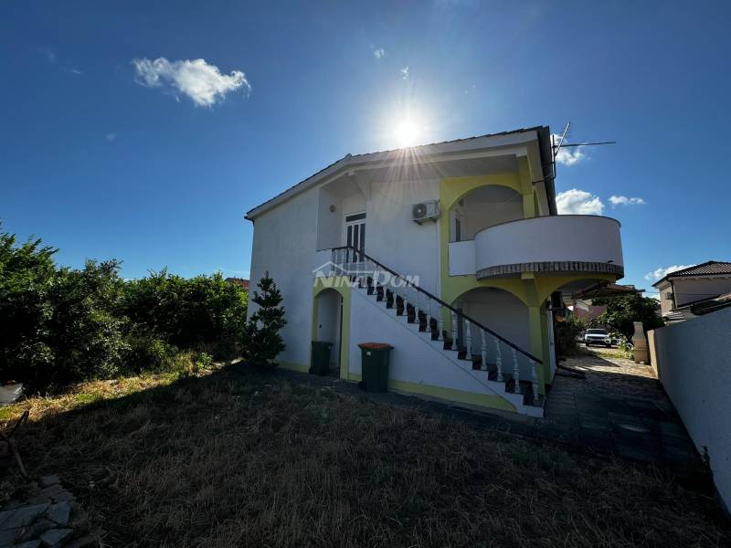 SEMI-DETACHED HOUSE PRIVLAKA - 300 M FROM THE SEA - 1