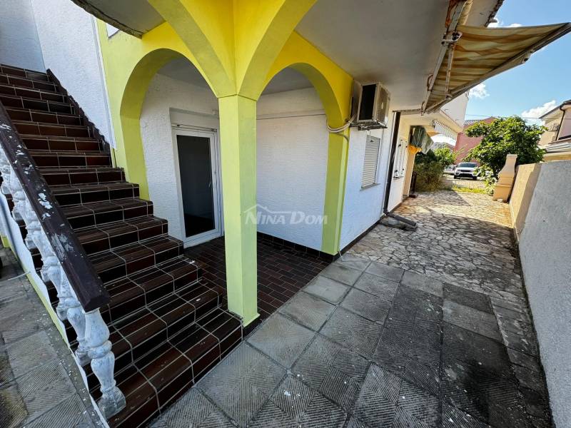 SEMI-DETACHED HOUSE PRIVLAKA - 300 M FROM THE SEA - 8