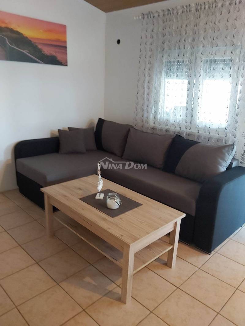 Property with 2 apartments, close to the beach, shops, cafes - 5