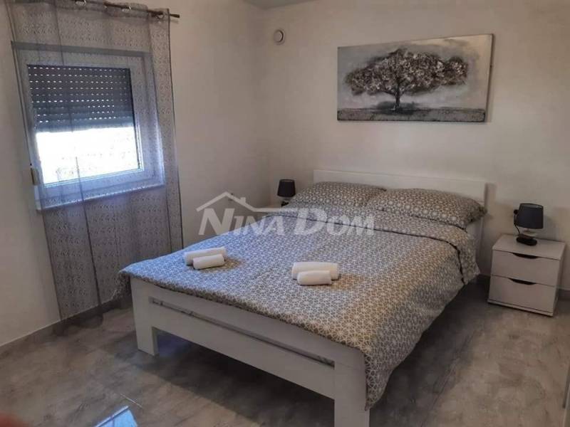 Kuća dvojnica s dva uređena apartmana - 15