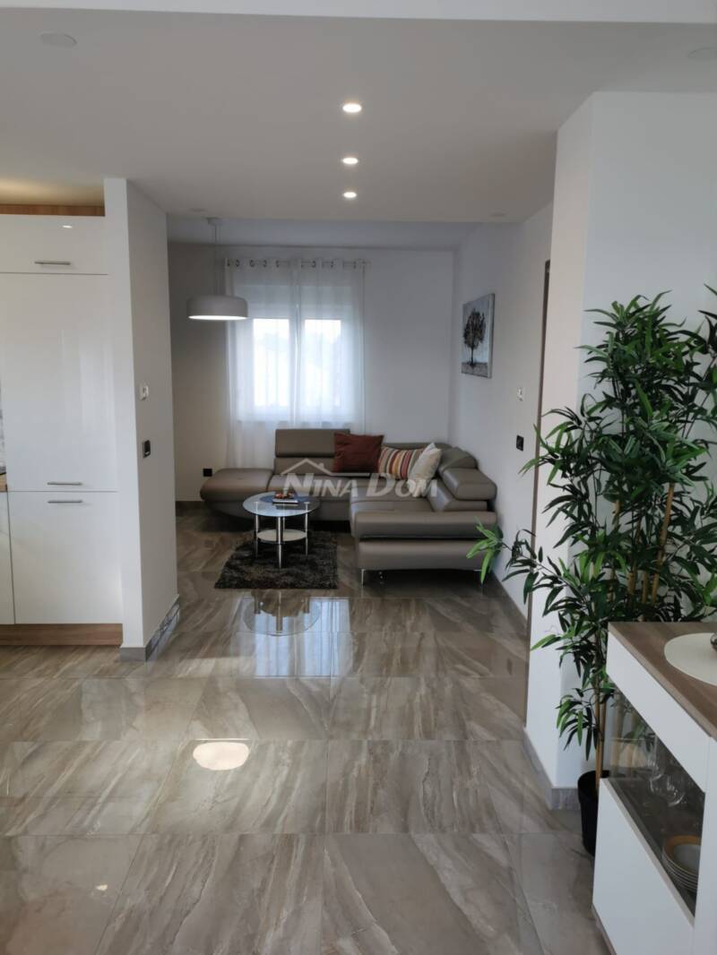 Luksuzni apartman s pogledom na more, 2. kat centar otoka Vira - 7