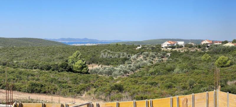 Luxusná vila s bazénom a panoramatickým výhľadom na súostrovie Zadar - 4