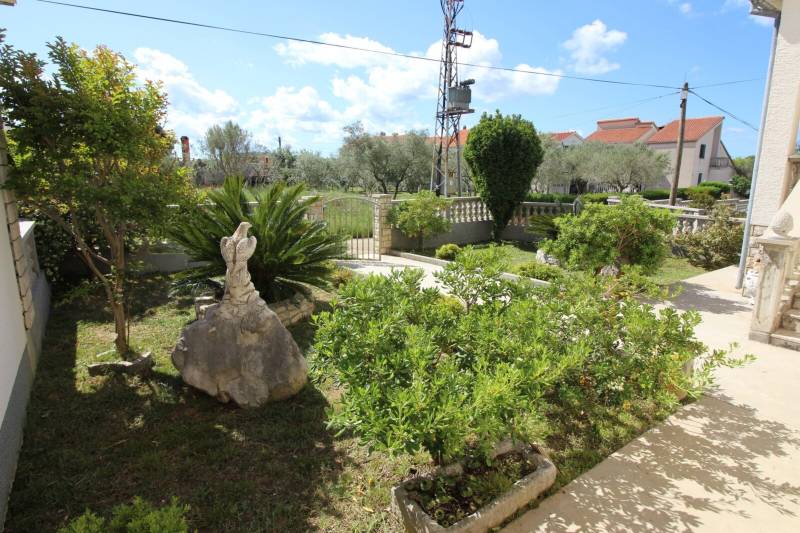 Sukošan family house, large yard - 11