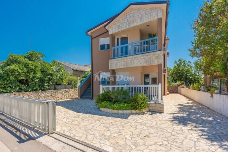 Beautifully decorated property, close to the center, beach 360 meters away - 2