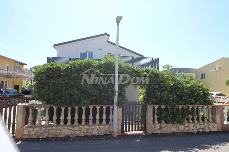 Detached property on the south side of the island of Vir, 160 meters from the sea - 3