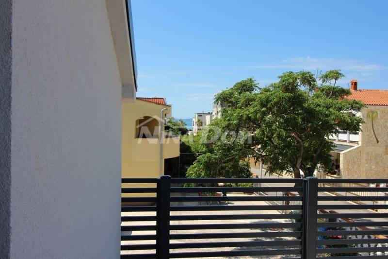 Detached property on the south side of the island of Vir, 160 meters from the sea - 6