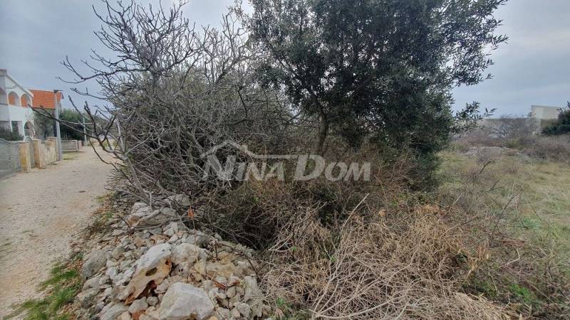 Land in a construction zone (requires UPU plan) 650 m2 - 5