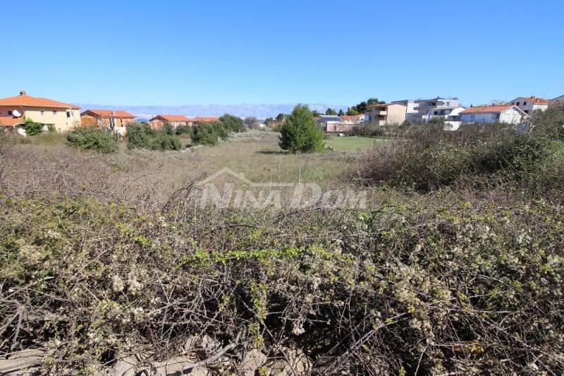 Građevinsko zemljište potrebna izrada UPU plana 1583 m2 - 1